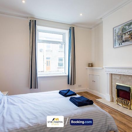 2 Bed Apartment By Stirkmartin Stays Short Lets & Serviced Accommodation Cardiff With Free Parking & 7Mins To City Centre Экстерьер фото